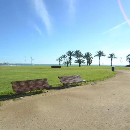 Piso Delante De La Playa Con 2 Apartment